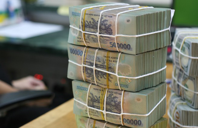 Gần 30.000 tỷ đồng “tuồn” qua biên giới: Cuộc chiến mới về quản lý tiền tệ - Ảnh 1.