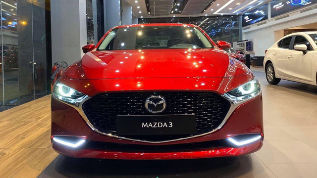 Loạt xe Mazda ưu đãi cao nhất 120 triệu: Giá CX-8 còn thấp kỷ lục, Mazda6 không quá 1 tỷ đồng - Ảnh 2.