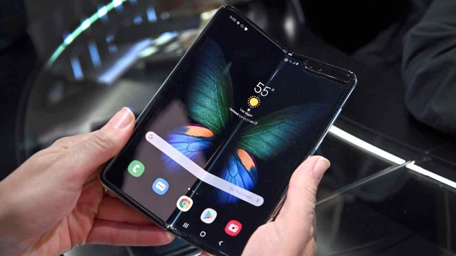 Smartphone gập 2 lần của Samsung sẽ thế nào? - 1