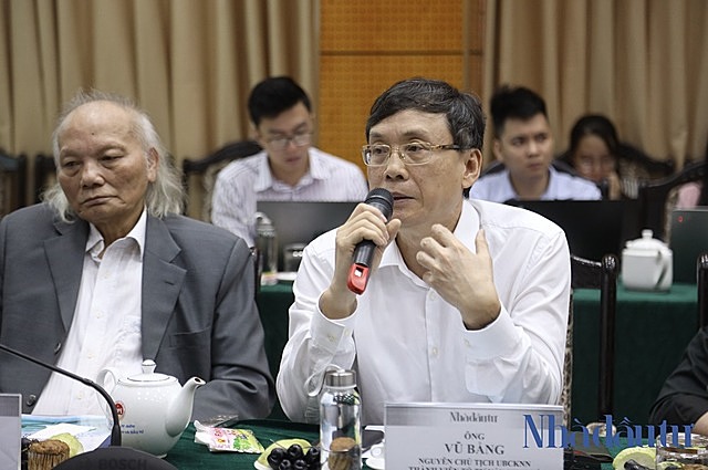 Ông Vũ Bằng: Cơ hội để VN-Index vươn lên 1.300 -1.400 điểm trong năm 2021 là khó - Ảnh 1.