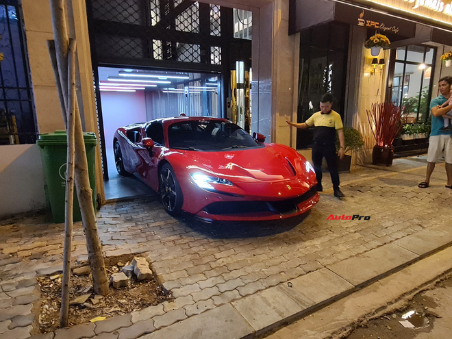 Ferrari SF90 Stradale của nữ đại gia 9X biến thành bản độc sau khi qua tay showroom, dân tình chờ đón siêu phẩm LaFerrari mới - Ảnh 4.