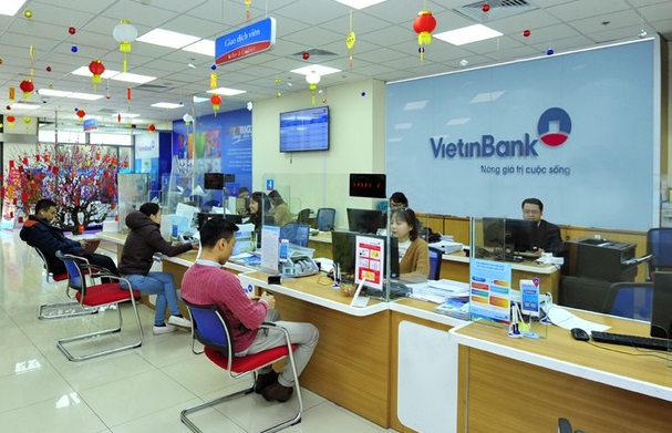 VietinBank bán 4 khoản nợ có lãi phải thu vượt 70% số dư gốc - Ảnh 1.