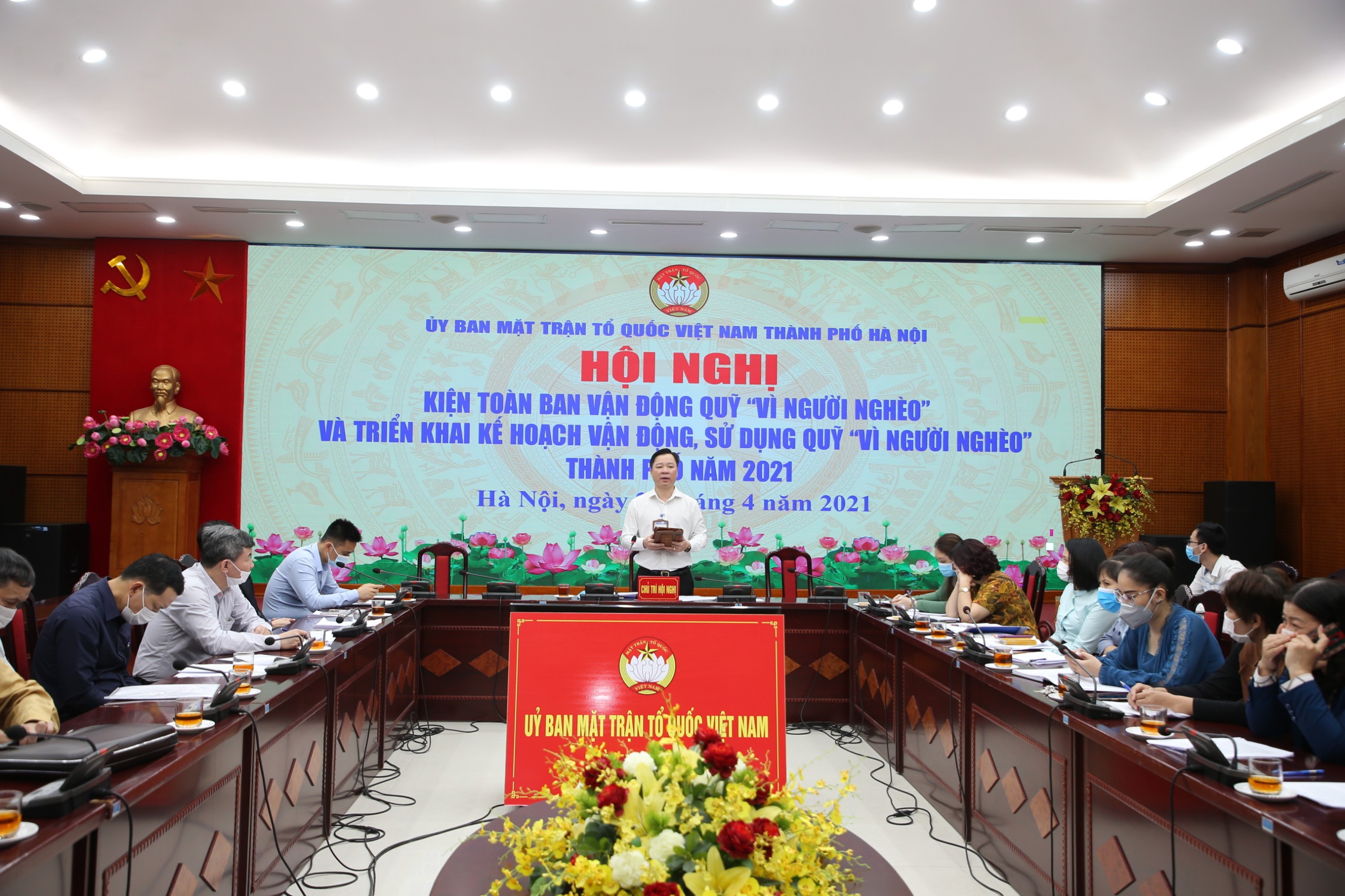 Ông Nguyễn Sỹ Trường, Phó Chủ tịch UBMTTQ thành phố Hà Nội phát biểu tại hội nghị.