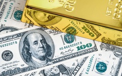 USD tăng tháng thứ 3 liên tiếp, vàng giảm tháng thứ 5 liên tiếp
