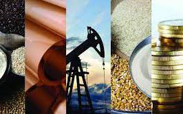 Giá dầu, vàng và cao su tăng trở lại, khí tự nhiên thấp nhất 10 tuần 