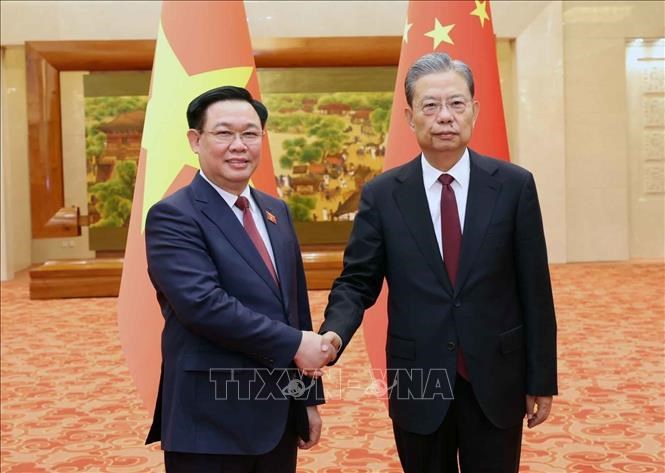 Việt Nam coi trọng quan hệ với nước láng giềng Trung Quốc