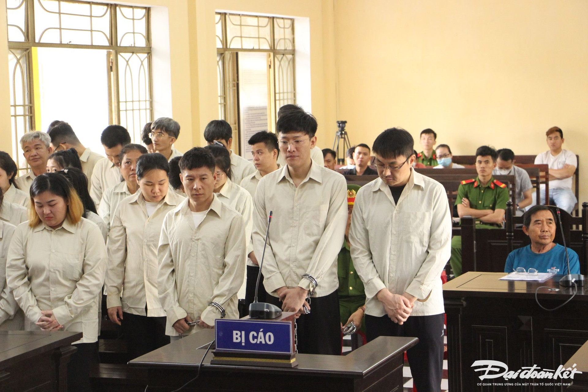 Quảng Nam: 40 bị cáo trong đường dây tín dụng đen hơn 20 nghìn tỷ đồng lãnh án tù