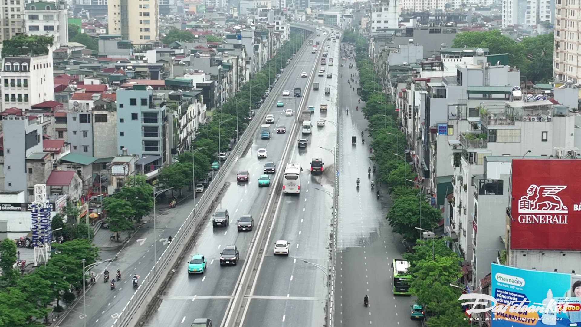 Hà Nội: Vì sao đường Vành Đai 2 vừa hoàn thành đã ngập nước?