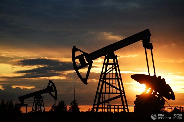 Chuyên gia dự báo ‘sốc’ về giá dầu năm 2022 - Ảnh 1.