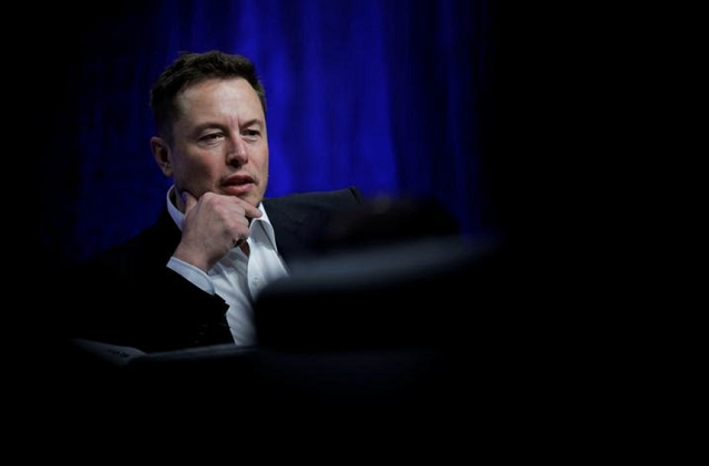 Cổ phiếu Tesla cao kỷ lục, tài sản của Elon Musk vượt mức 250 tỷ USD - Ảnh 1.