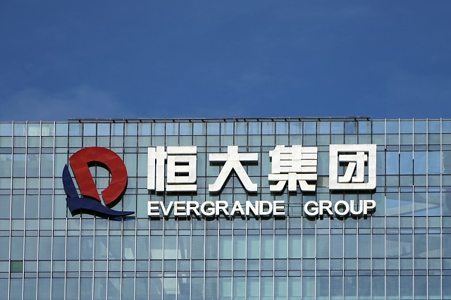 Sau bê bối Evergrande, nhiều doanh nghiệp Trung Quốc sẽ phải rời bỏ BĐS - Ảnh 1.