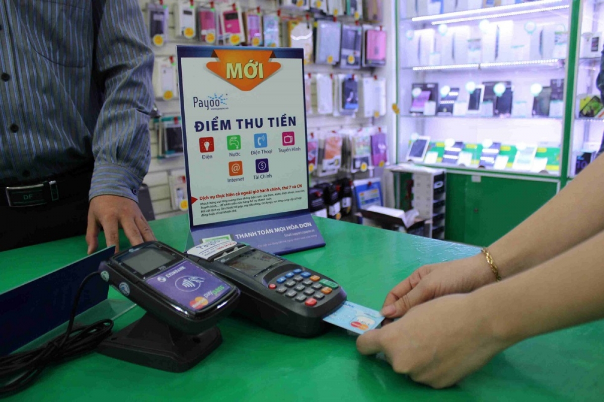 Việt Nam đang thúc đẩy phát triển dịch vụ thanh toán không dùng tiền mặt.