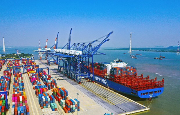 Nhờ đẩy mạnh cải cách hành chính, lượng hàng hoá thông qua Cảng Hải Phòng năm 2021 đạt hơn 151 triệu tấn, đưa Cảng Hải Phòng trở thành cửa ra biển chính của các tỉnh, thành phía Bắc.